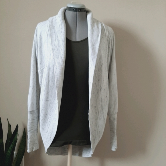 Aritzia Wilfred Diderot Cardigan - Picture 1 of 5